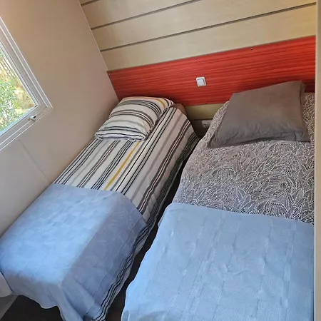 Chalet Dans Terrain Prive Et Familiale