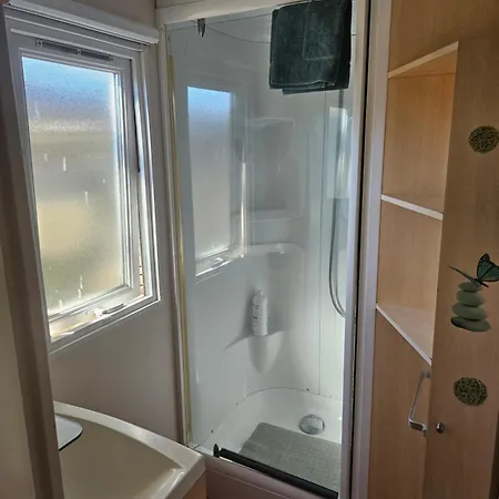 Dans Terrain Prive Et Familiale Chalet